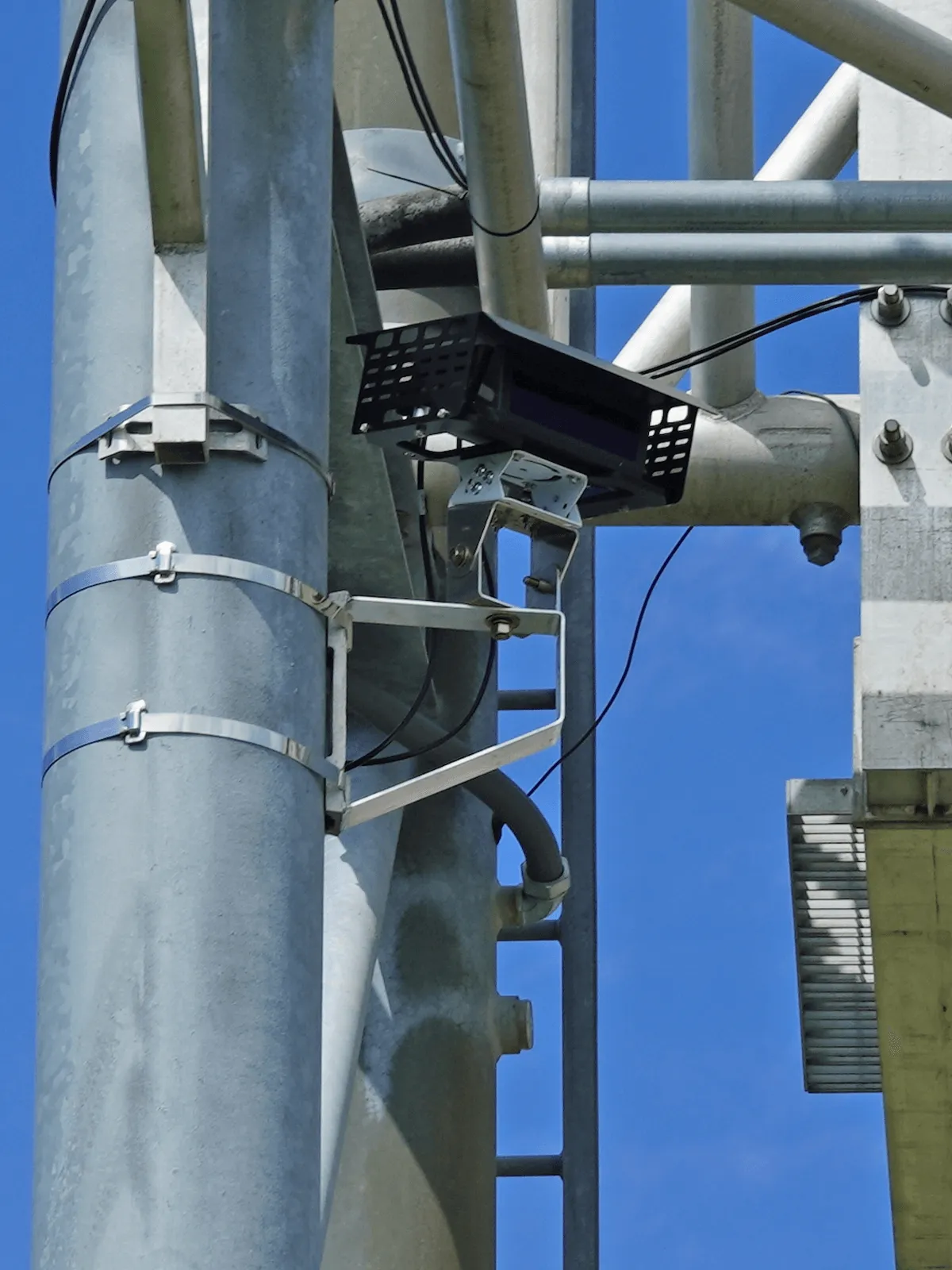 portable traffic signal